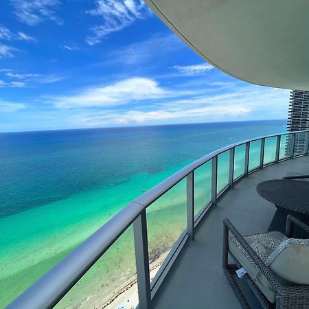 Luxury Beach Resort Hollywood Exterior photo